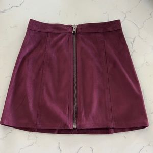 Forever21 Suede High Waisted Suede Skirt Size Small Color Maroon/Burgundy